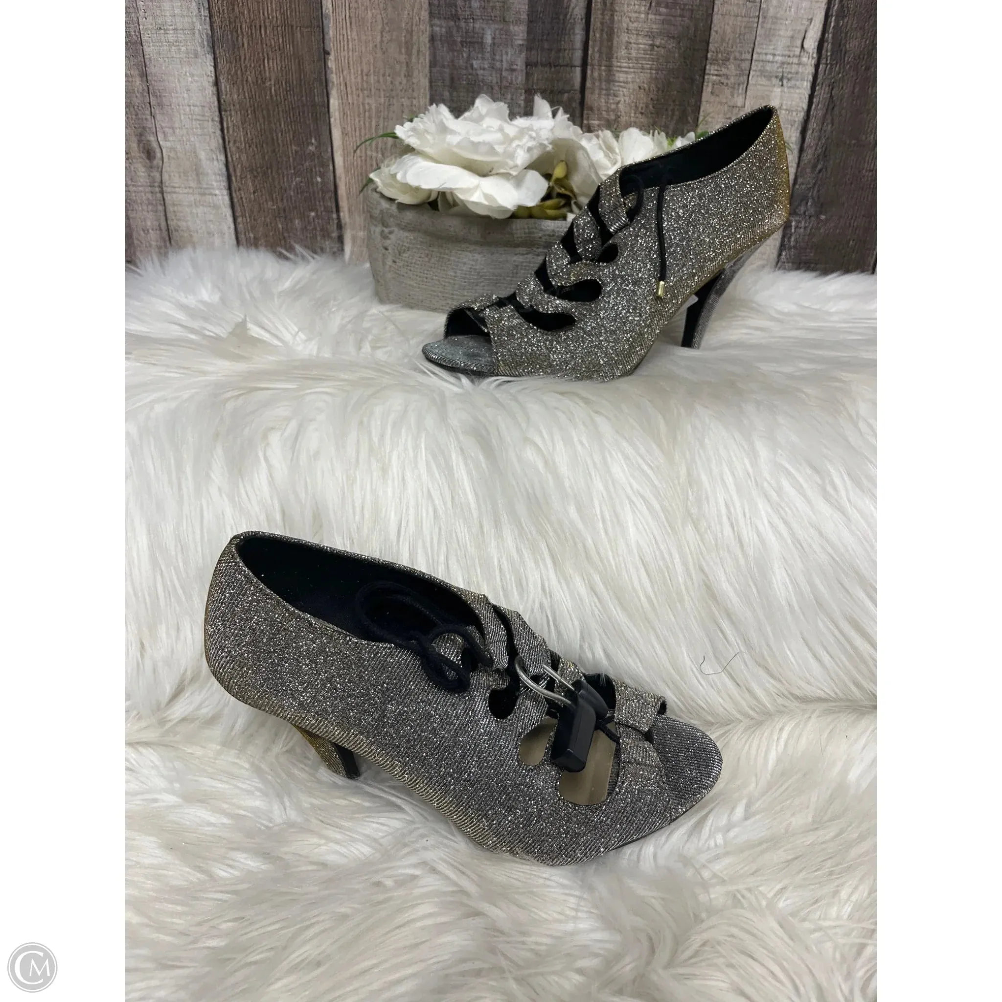 Wide fit Shoes Heels Stiletto By Fioni In Silver, Size: 9