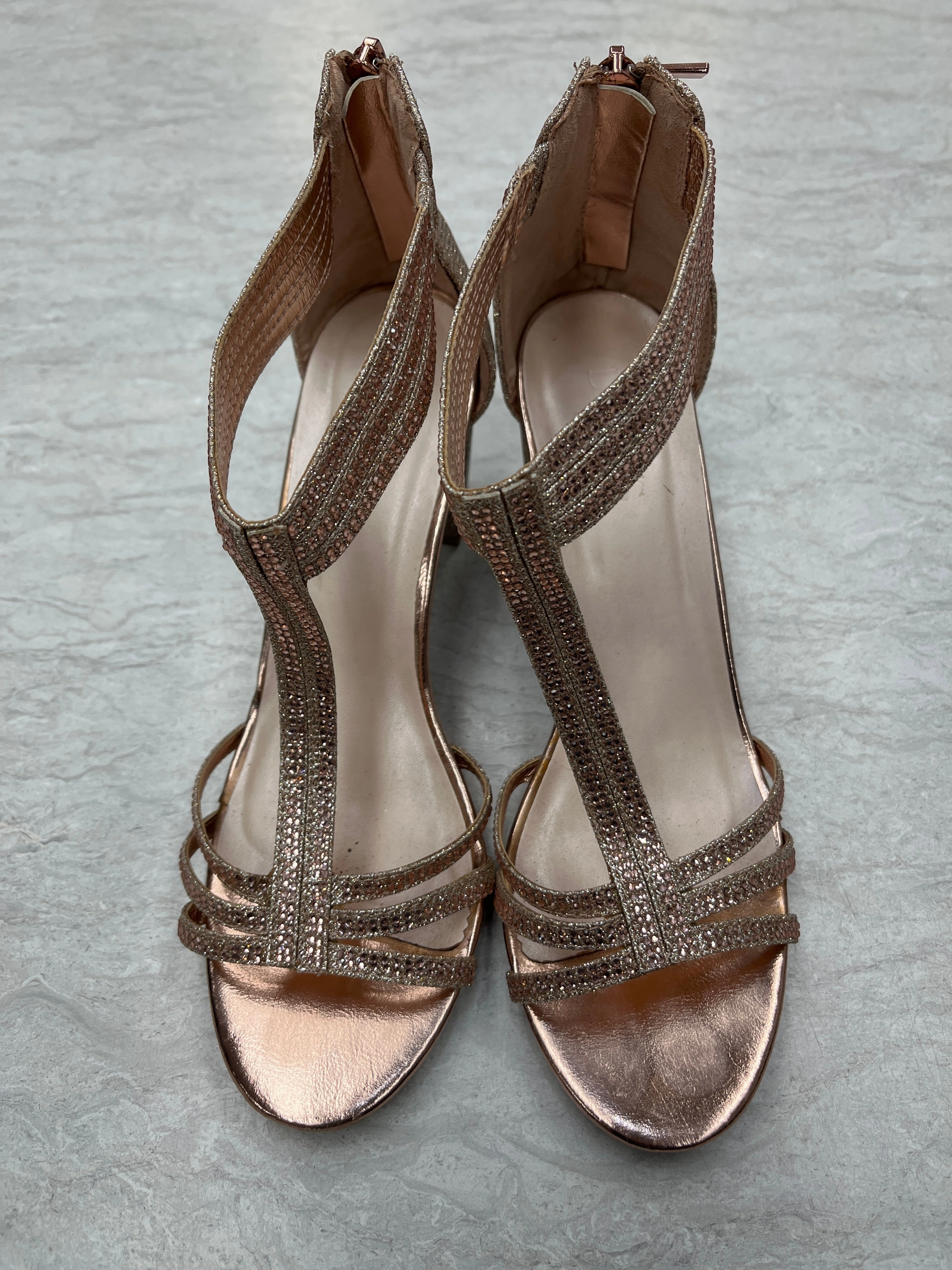 Smooth Soles Bohemian Style Heels Shoes Heels Block By Clothes Mentor In Rose Gold, Size: 9