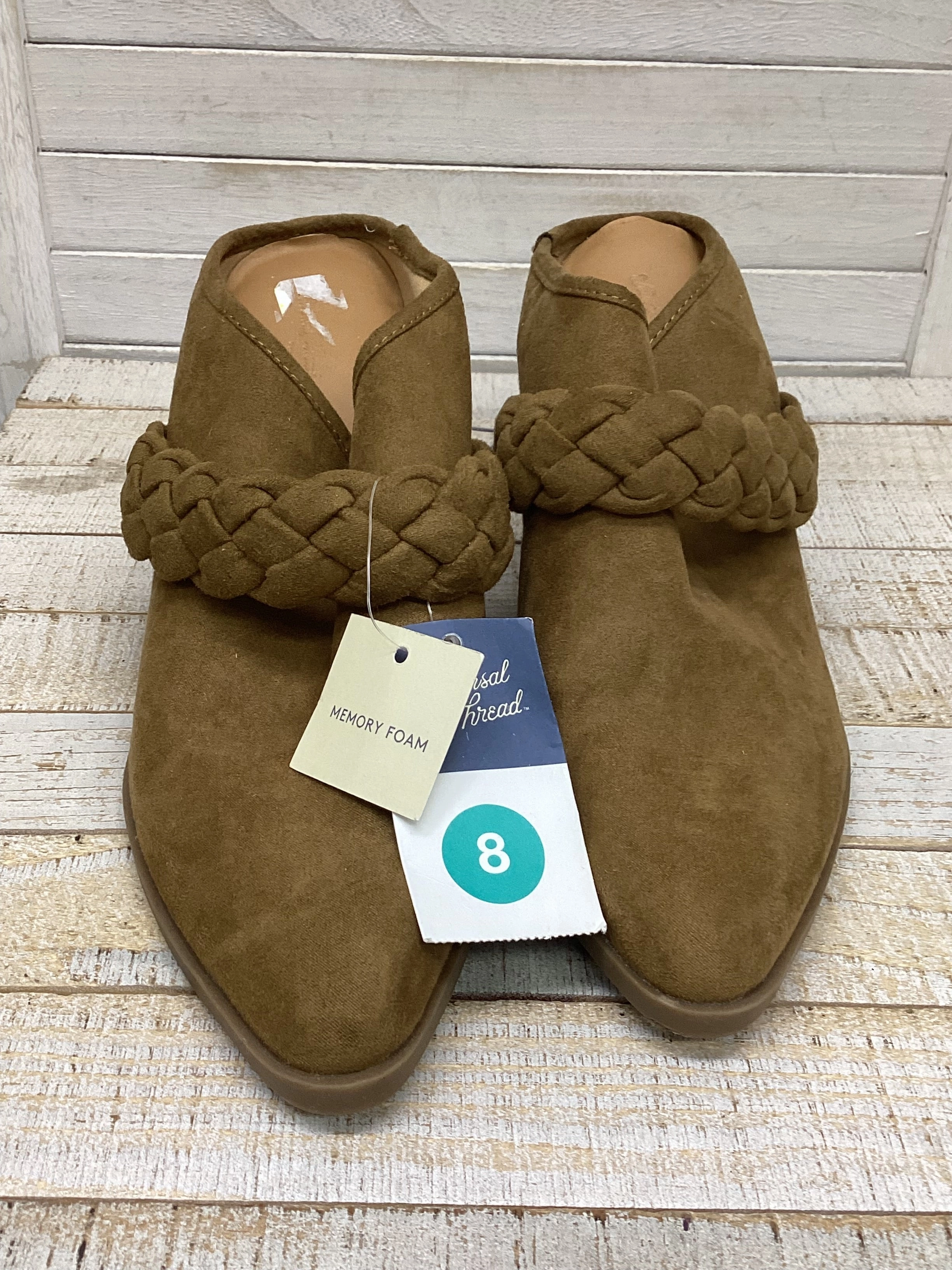 Elegant Sandals Comfortable Insole Shoes Heels Block By Universal Thread In Beige, Size: 8