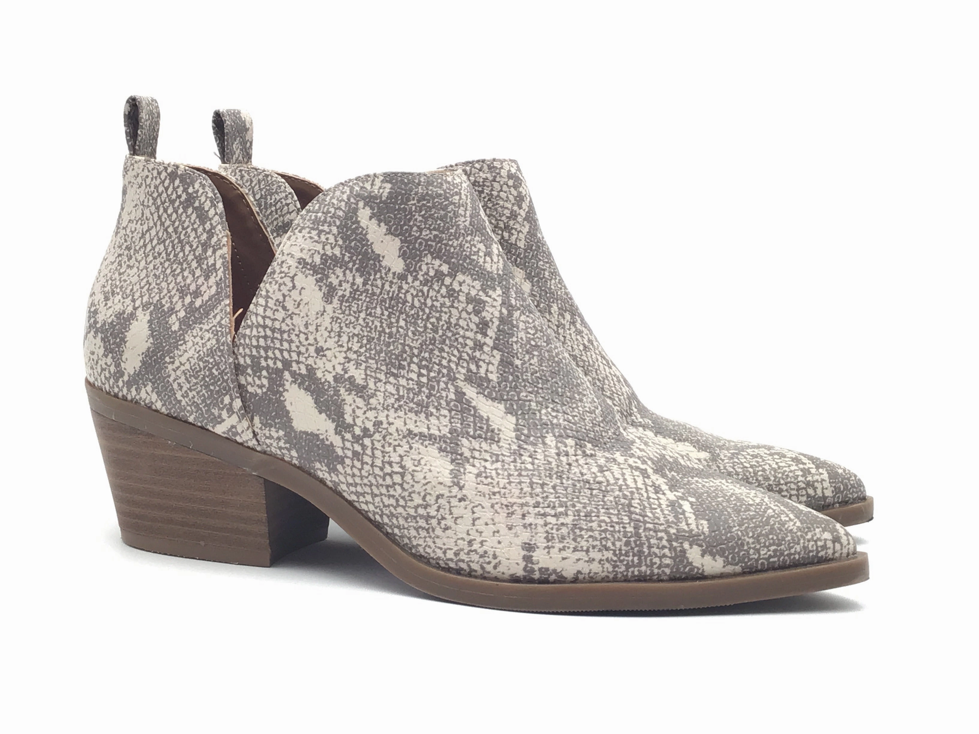 Summer Heels Shoes Heels Block By Universal Thread In Snakeskin Print, Size: 8.5