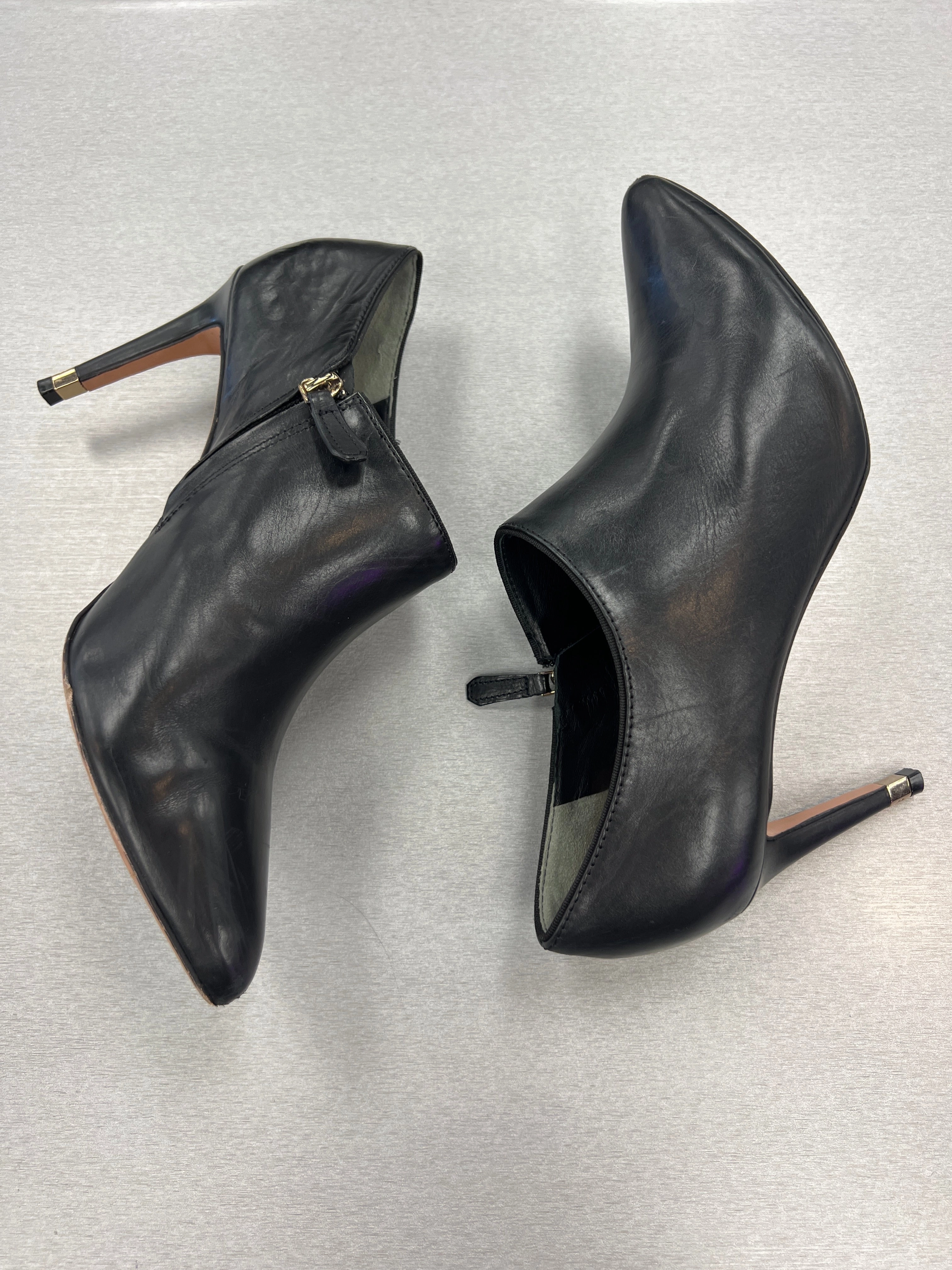 Shoes Heels Stiletto By Tory Burch Size: 10.5 Water Resistant