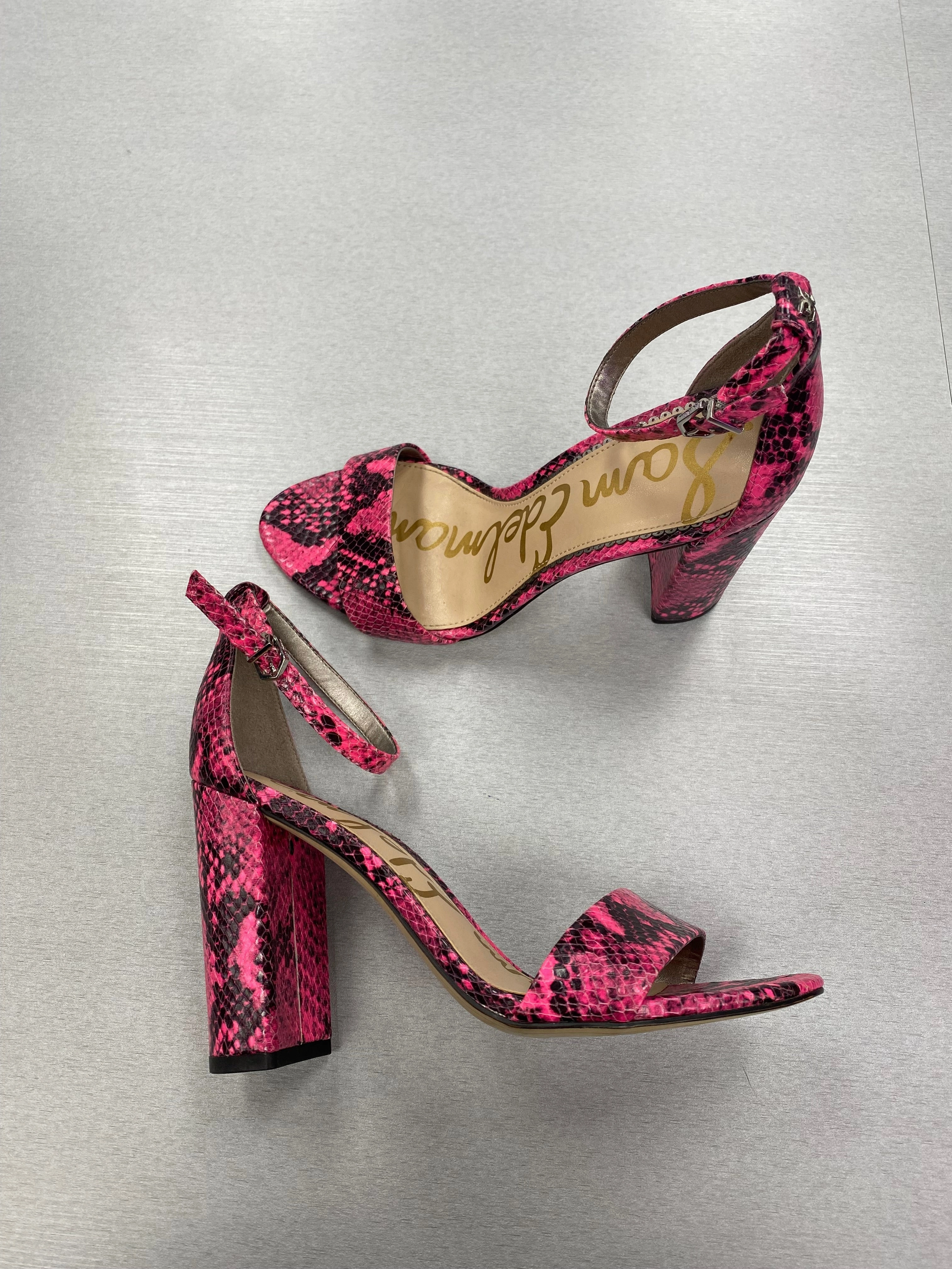 Supportive Fit Indoor Shoes Heels Block By Sam Edelman  Size: 9