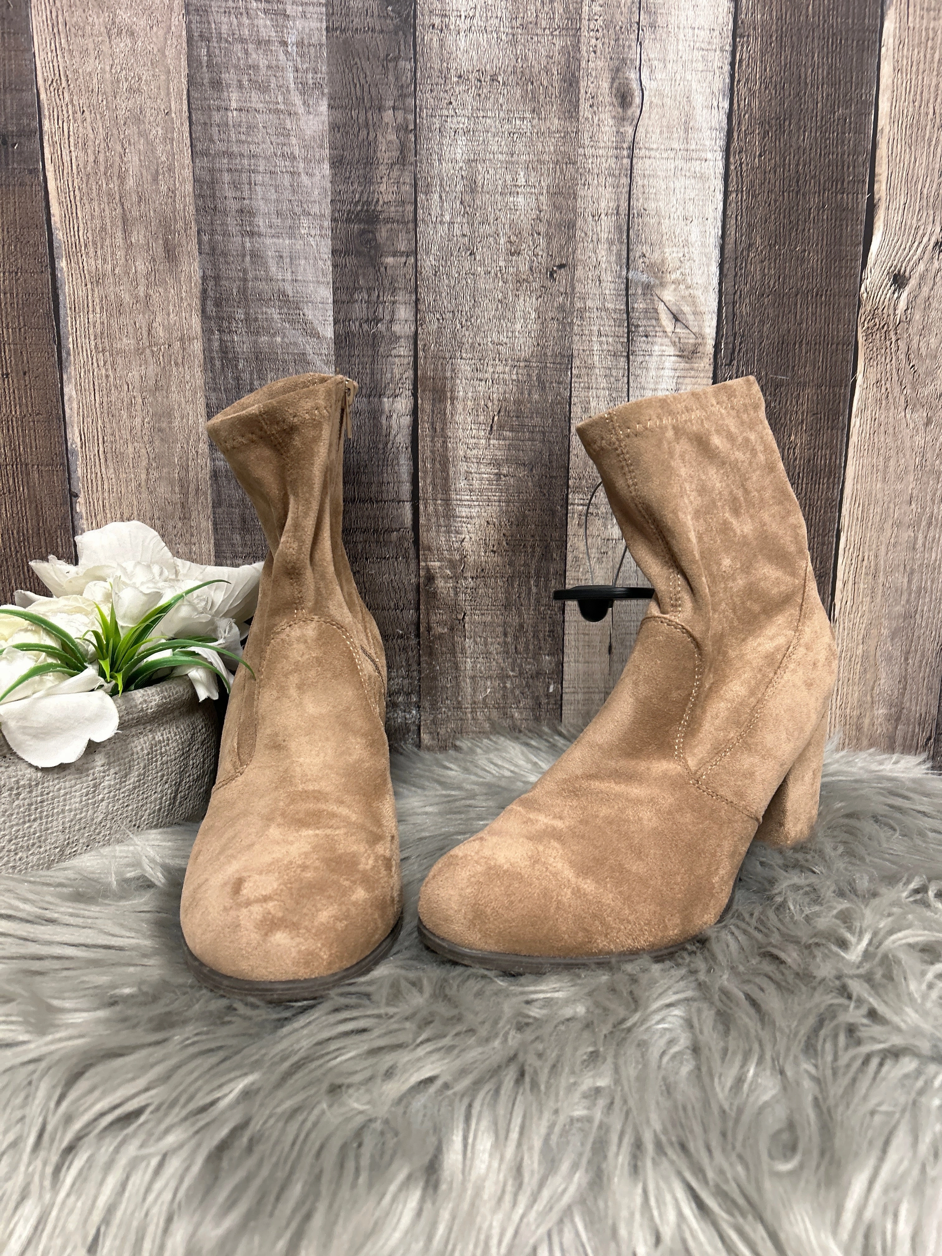 Ventilated Warm and Cozy Boots Ankle Heels By Pierre Dumas In Brown, Size: 9