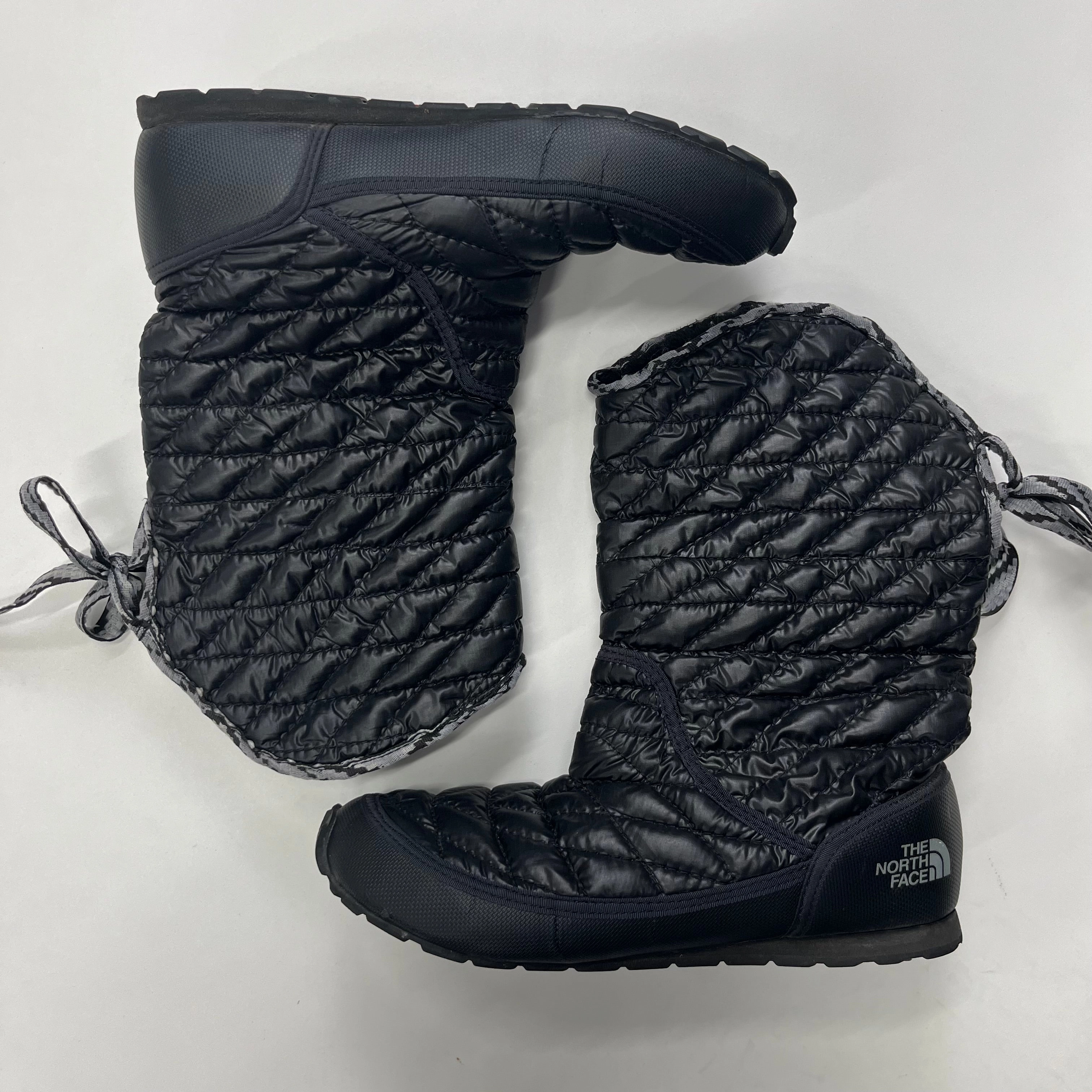Boots Ankle Flats By North Face  Size: 9 Outdoor Performance Multi Density Foam
