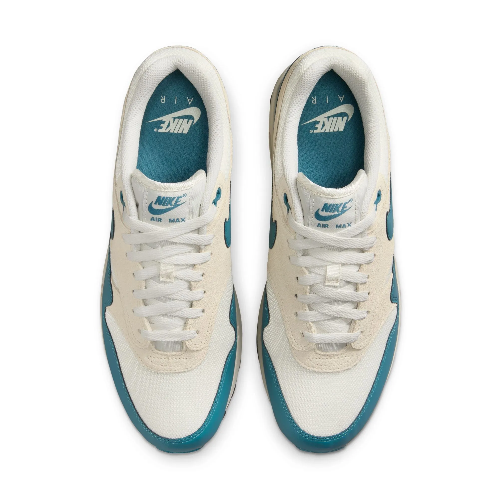 slim cut NIKE AIR MAX 1 ESSENTIAL