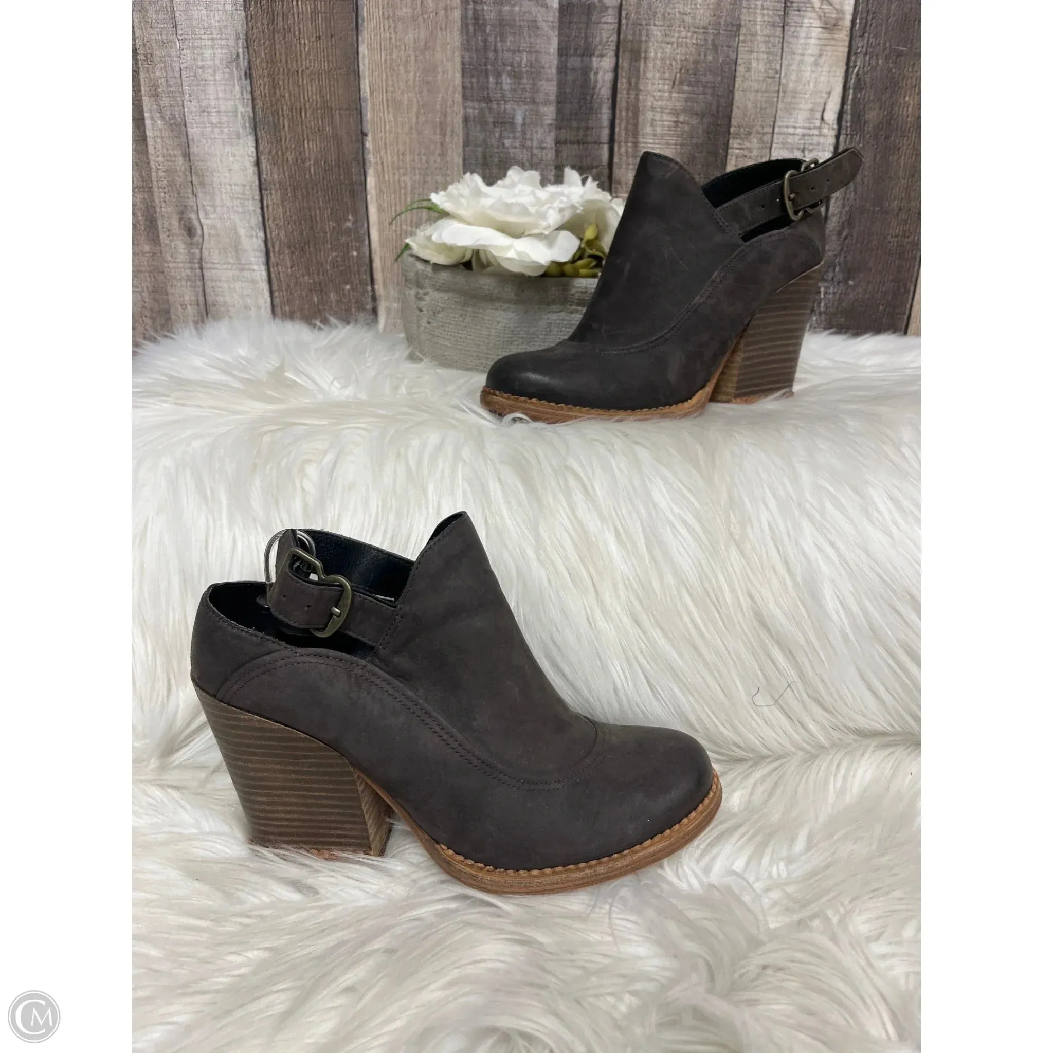 Shock Resistance Vogue Inspired Shoes Heels Block By Timberland In Brown, Size: 7