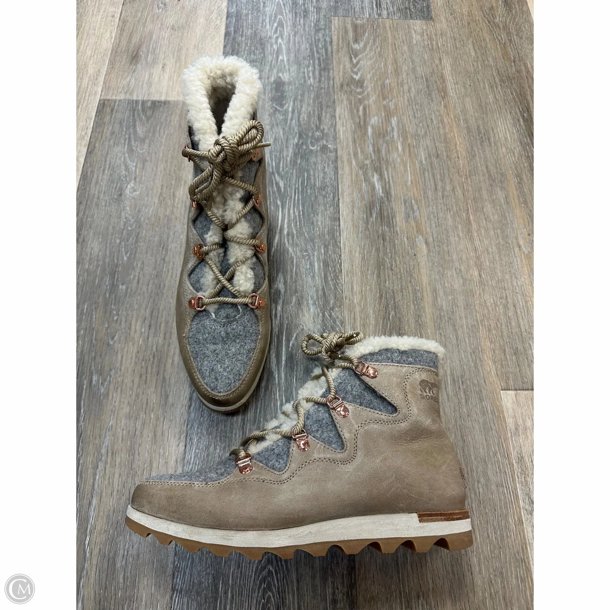 Daily Comfort city commute Boots Ankle Flats By Sorel In Grey, Size: 8.5