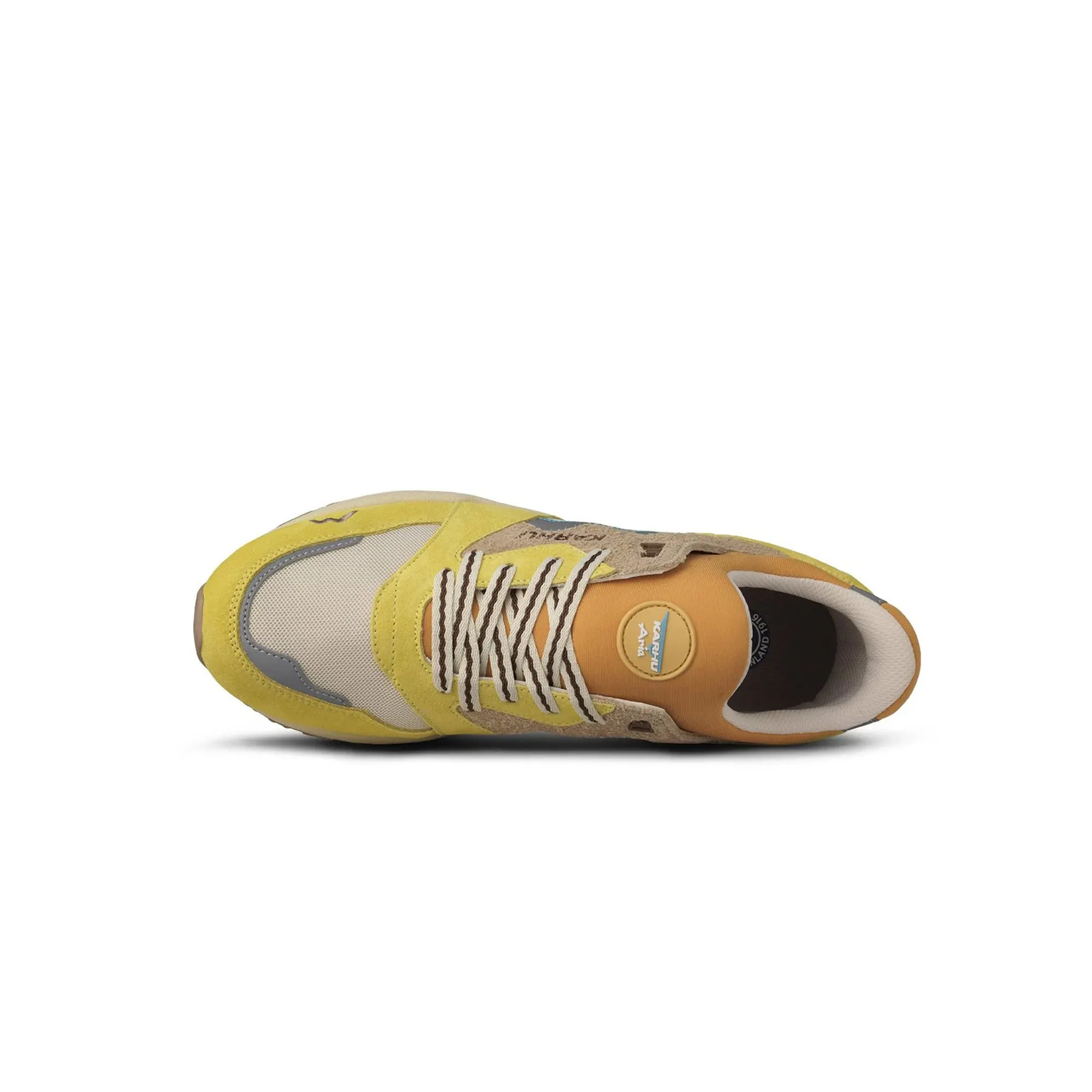 weight - conscious shoes style - brand shoes Karhu Mens Aria 95 Shoes