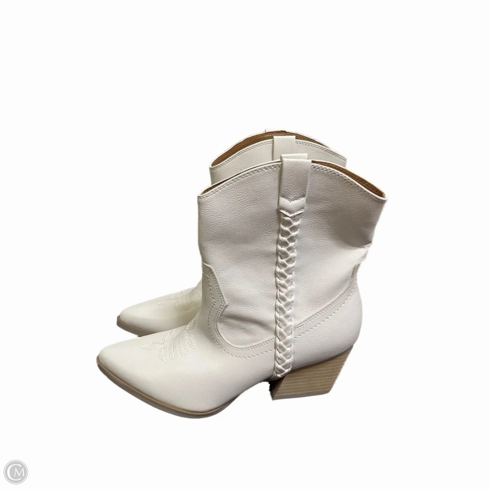 Boots Ankle Heels By Dolce Vita In White, Size: 9 Flex Groove Technology