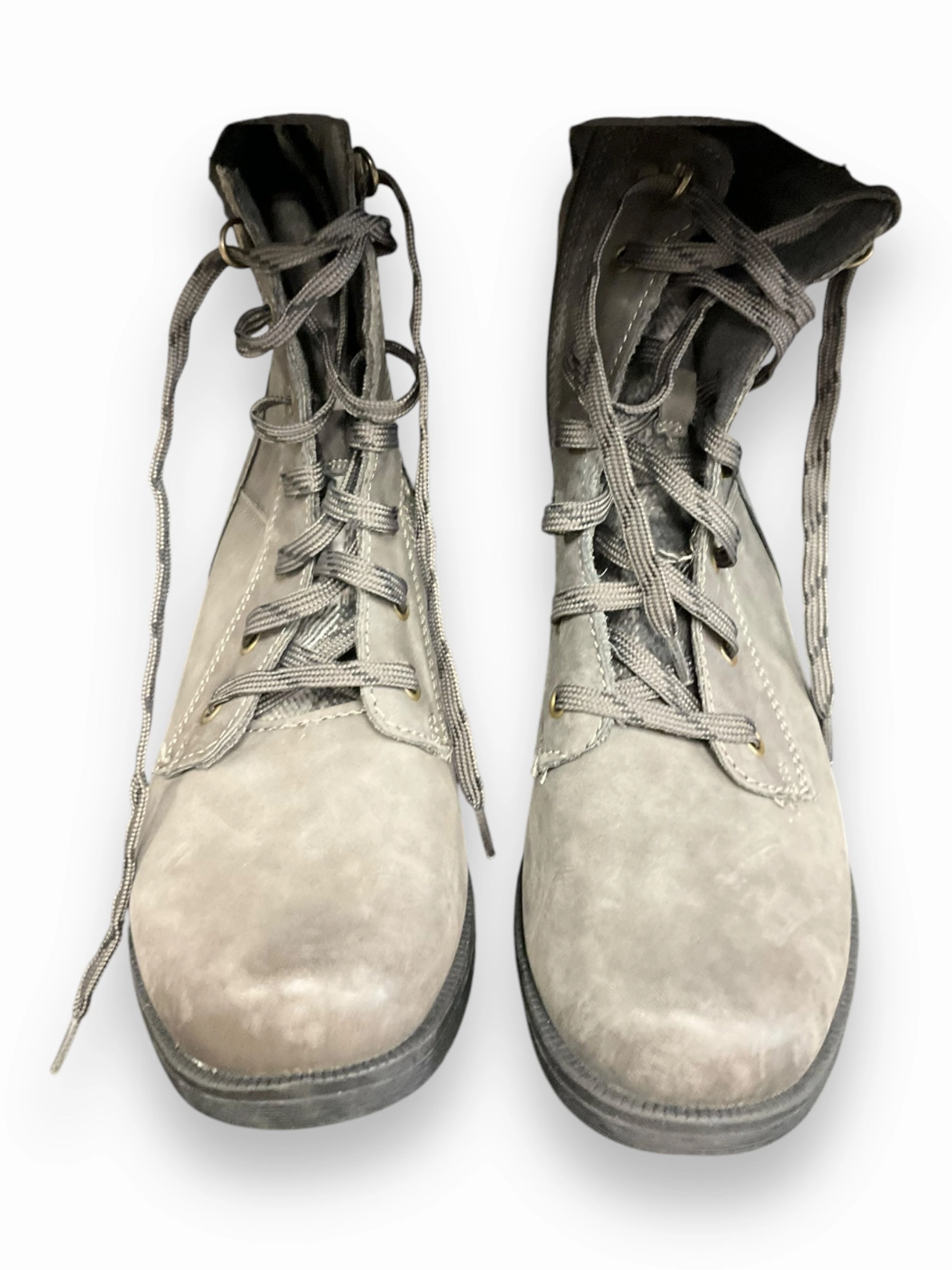 Boots Ankle Flats By Earth In Grey, Size: 10 Long Walk
