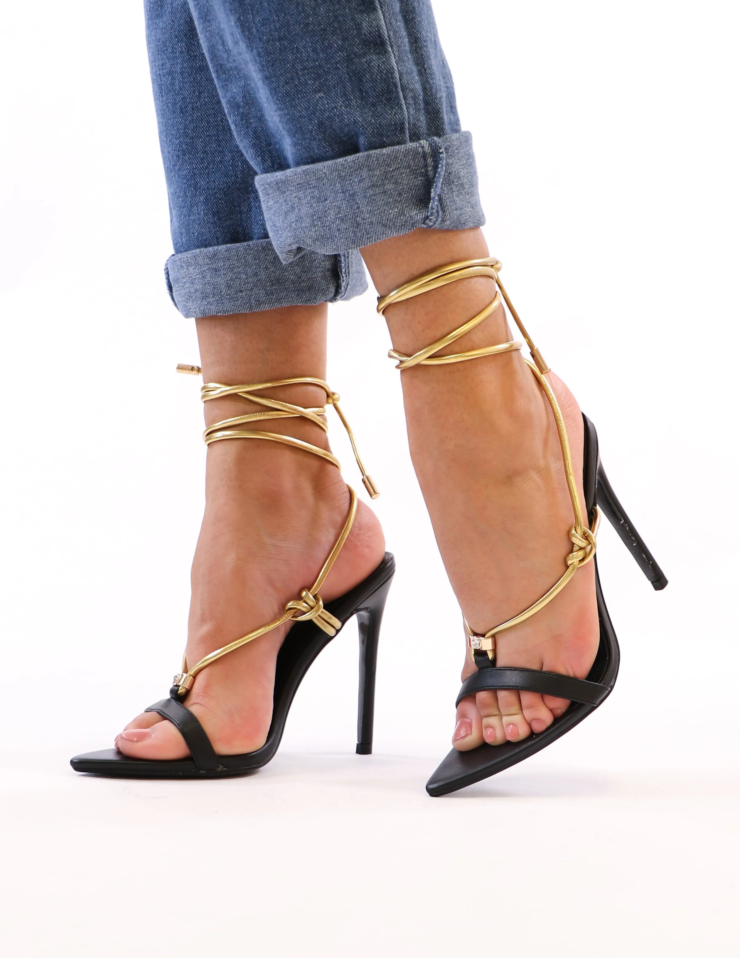 STRINGS ATTACHED HEEL - Black