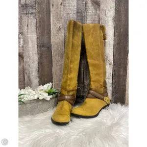 Boots Knee Flats By Sorel In Yellow, Size: 7 Weekend Style