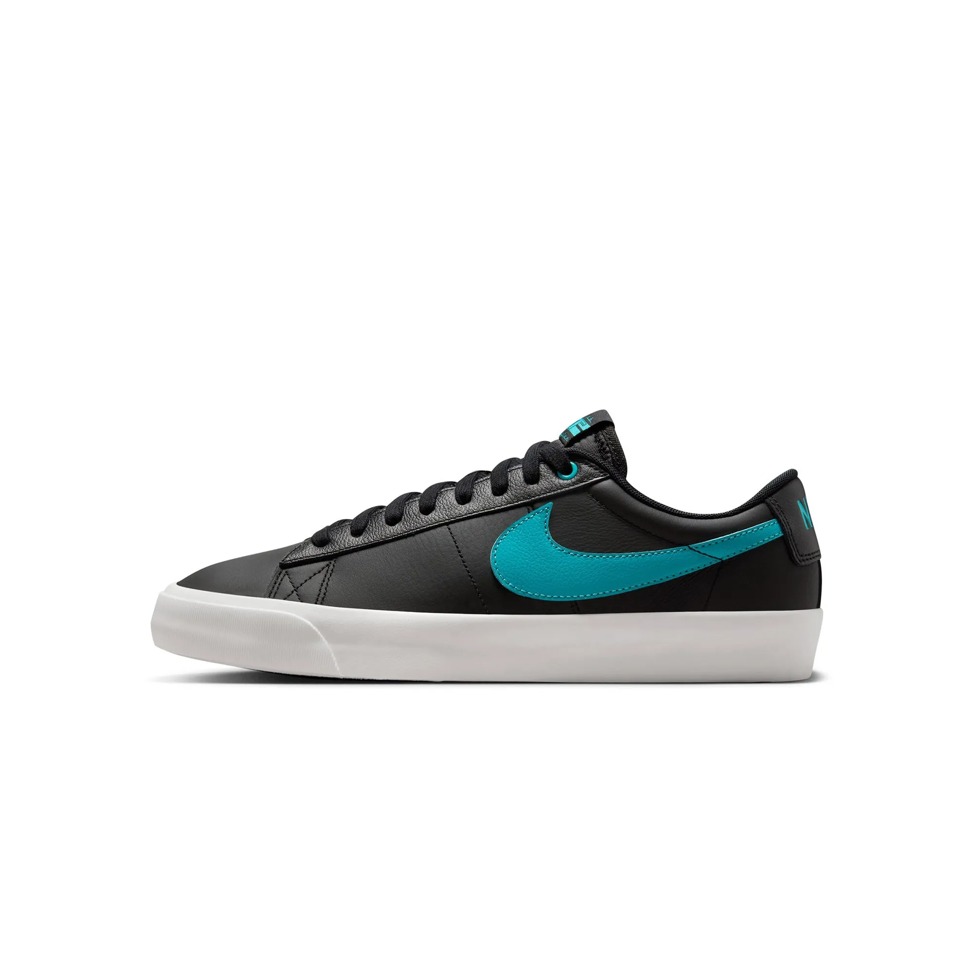 weekend - getaway running shoes winter running shoe atmosphere Nike SB Mens Blazer Low Pro GT Shoes