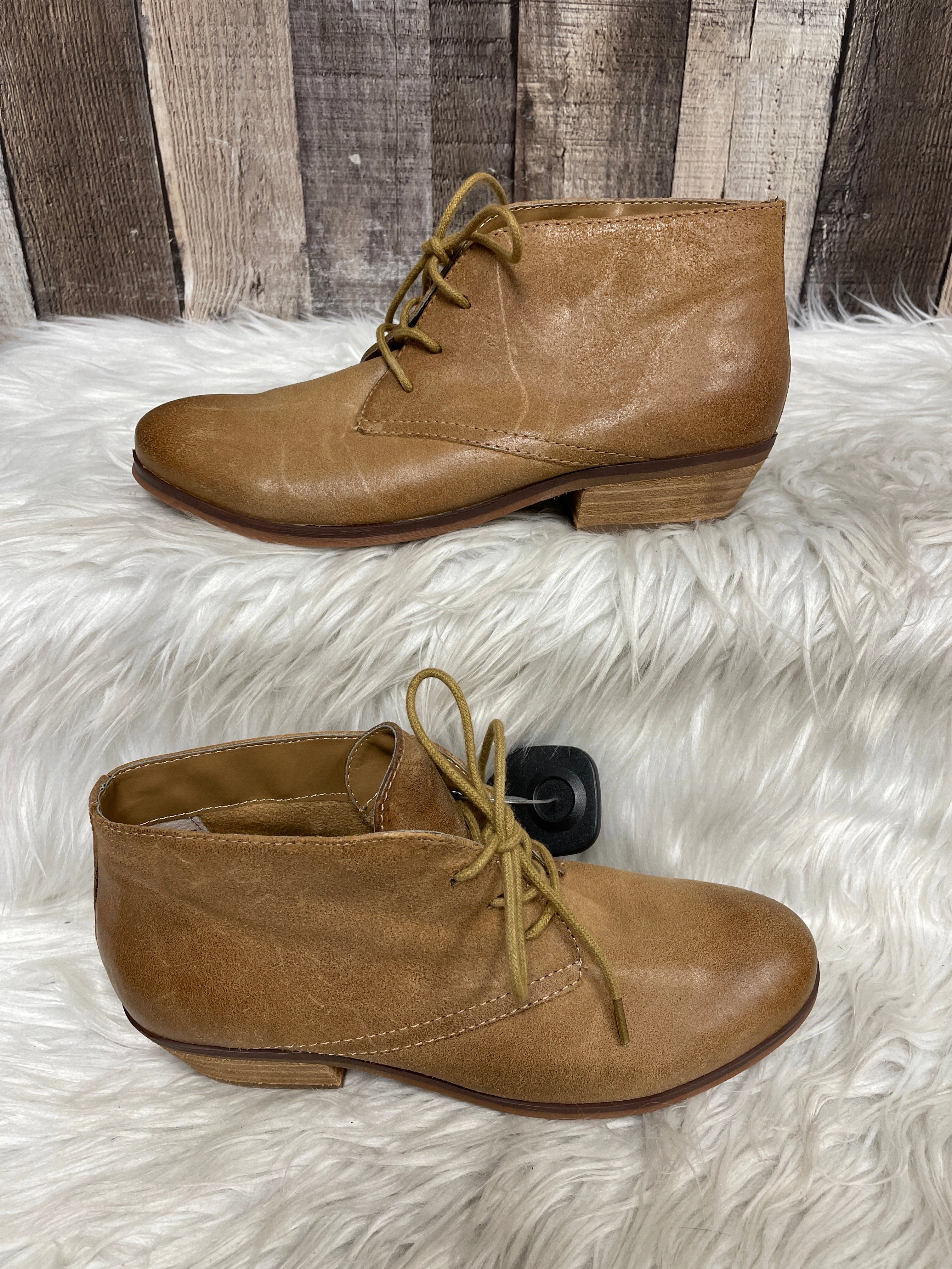 Boots Ankle Heels By Cme  Size: 7 Zip Edge