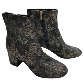 Boots Ankle Heels By Unisa In Black & Gold, Size: 8 Padded Collar Support Tactile Grip Pattern