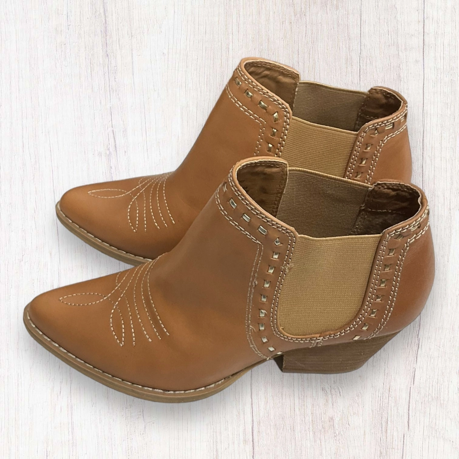 Tan Boots Ankle Heels Reba, Size 7 Lace Up Style Office Smart