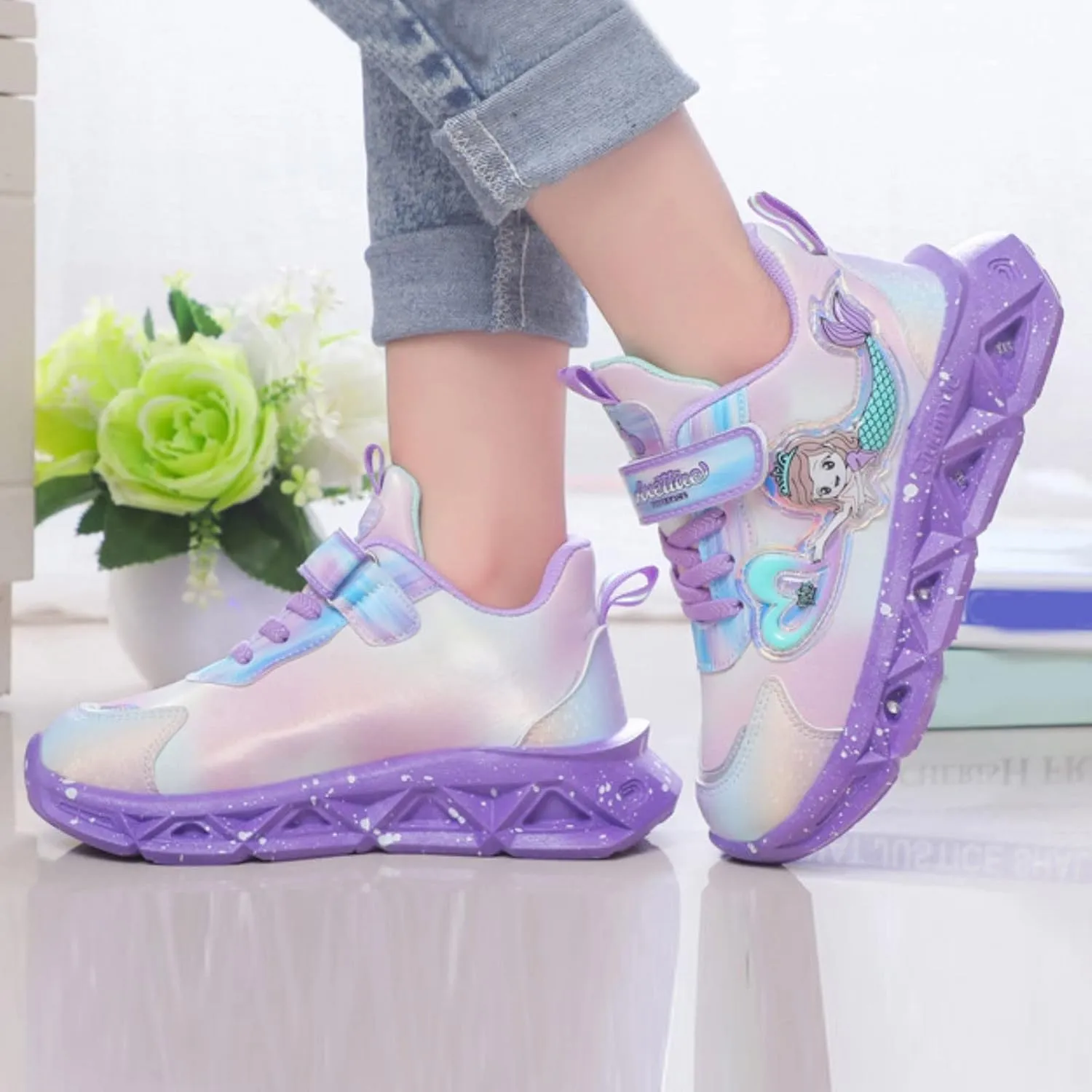 Toddler Boys Light Up Shoes Lightweight LED Flashing Breathable Mesh Walking Sneakers for Toddler and Little Kid