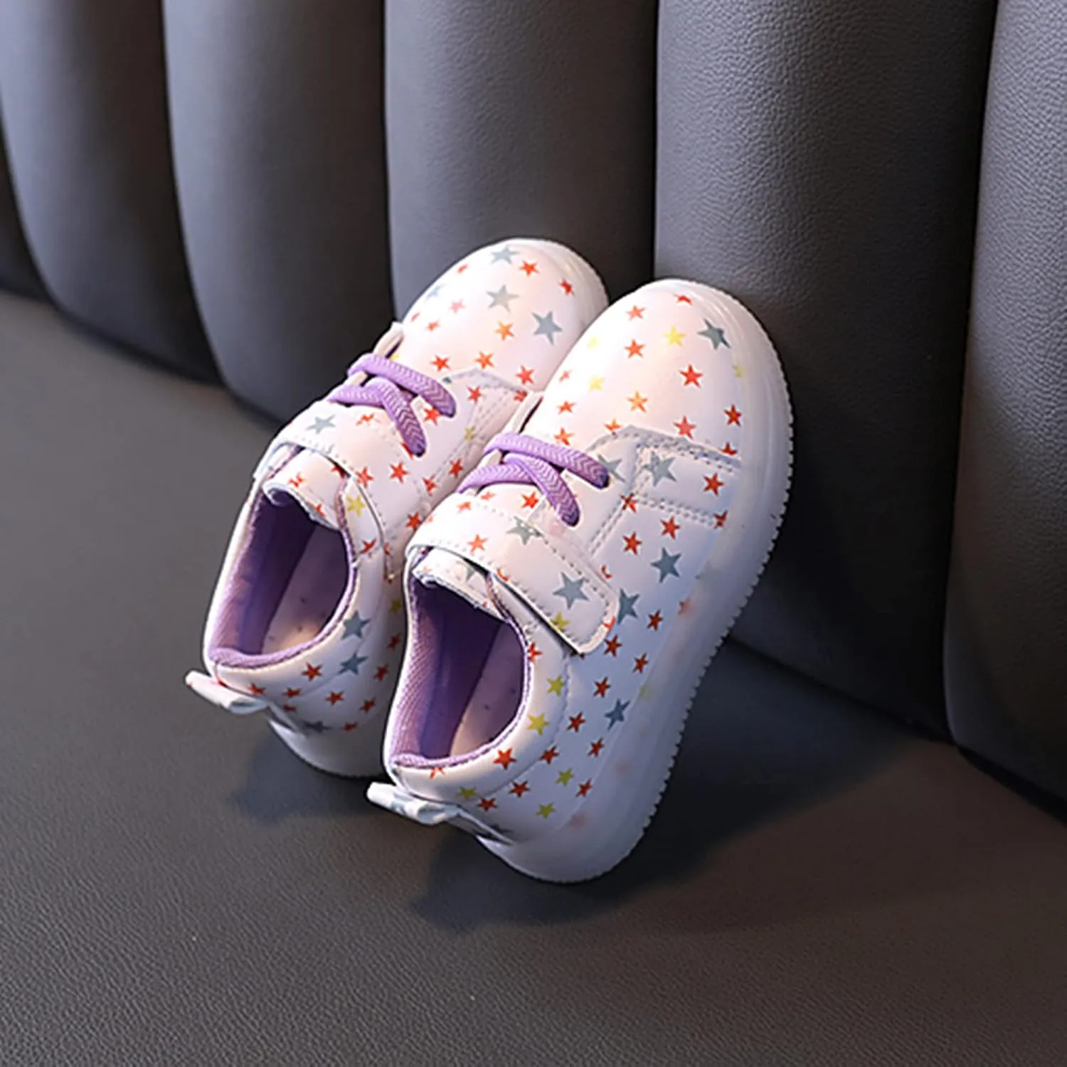 Toddler Kids Girls Light Up Shoes, Lightweight Breathable Anti-Slip Led Flashing Sport Sneakers with Star Pattern Baby Shoes Girl Leather