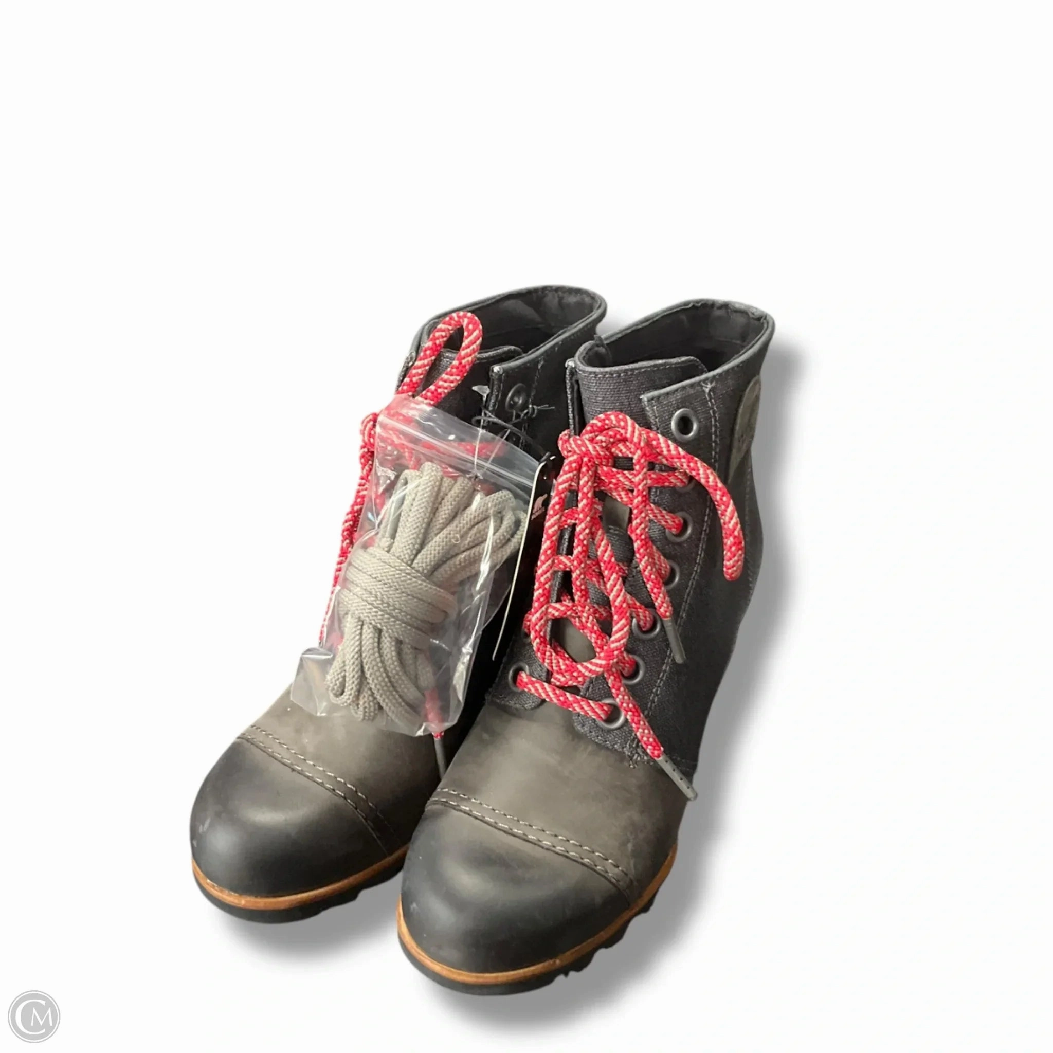 Boots Ankle Heels By Sorel In Grey, Size: 8 Outdoor Explore