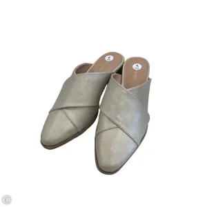 Trendy Footwear Wide Fit Heels Shoes Heels Block By Maurices In Beige, Size: 7
