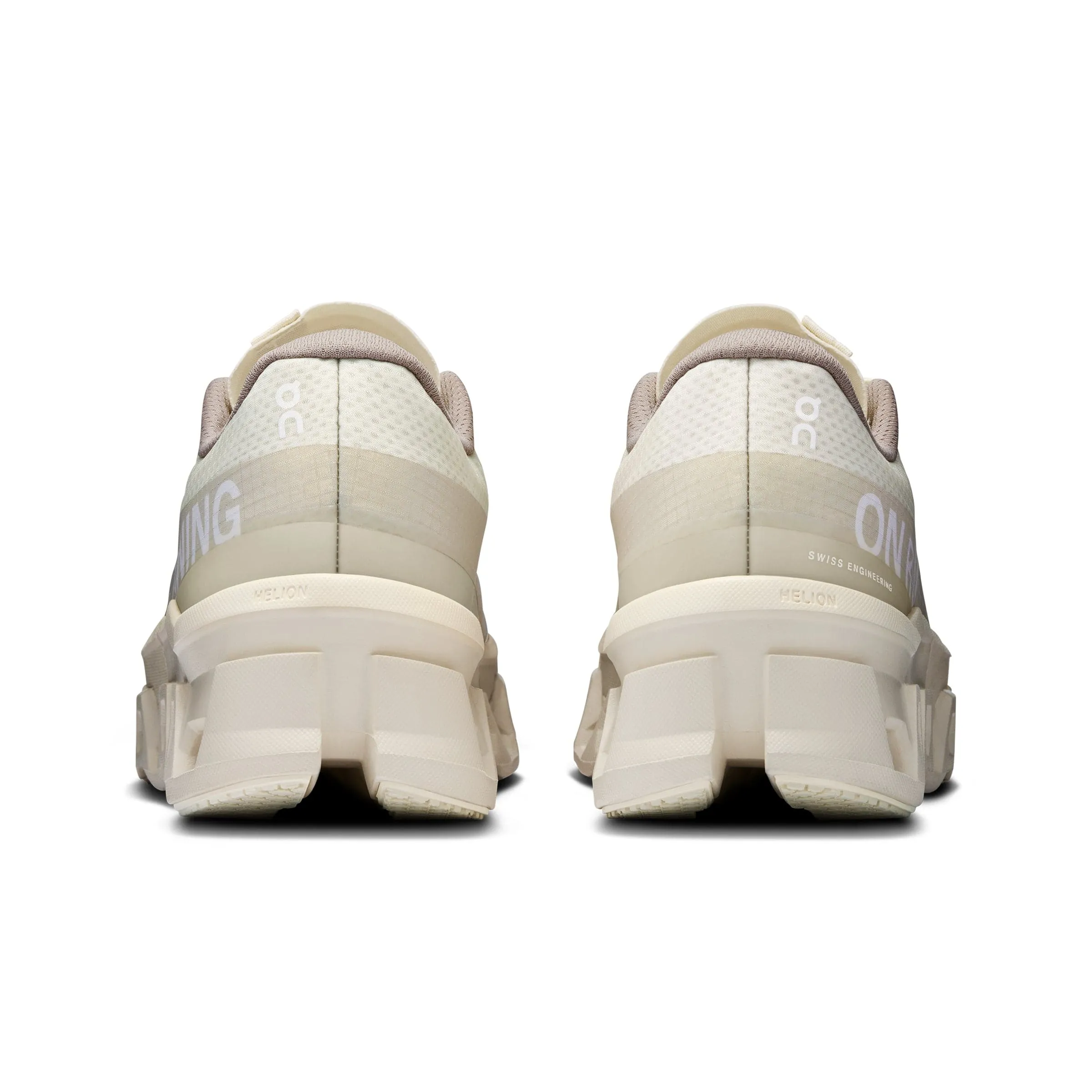 Daily Gear X INVINCIBLE WOMEN'S CLOUDMONSTER 2