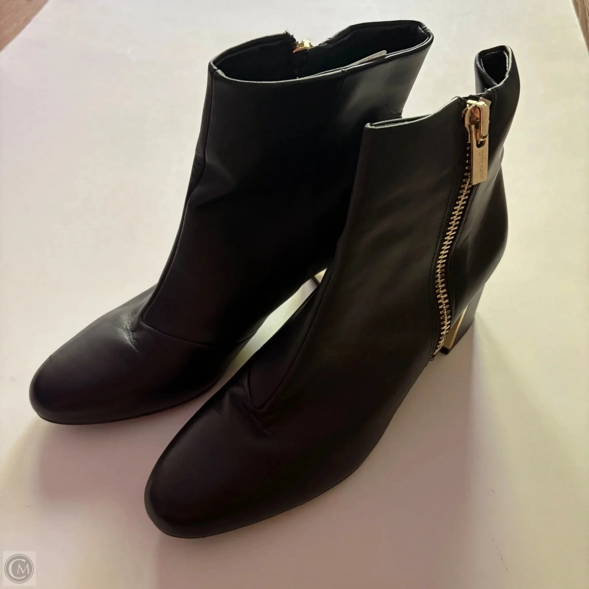 Field Travel Boots Ankle Heels By Dkny In Black, Size: 9