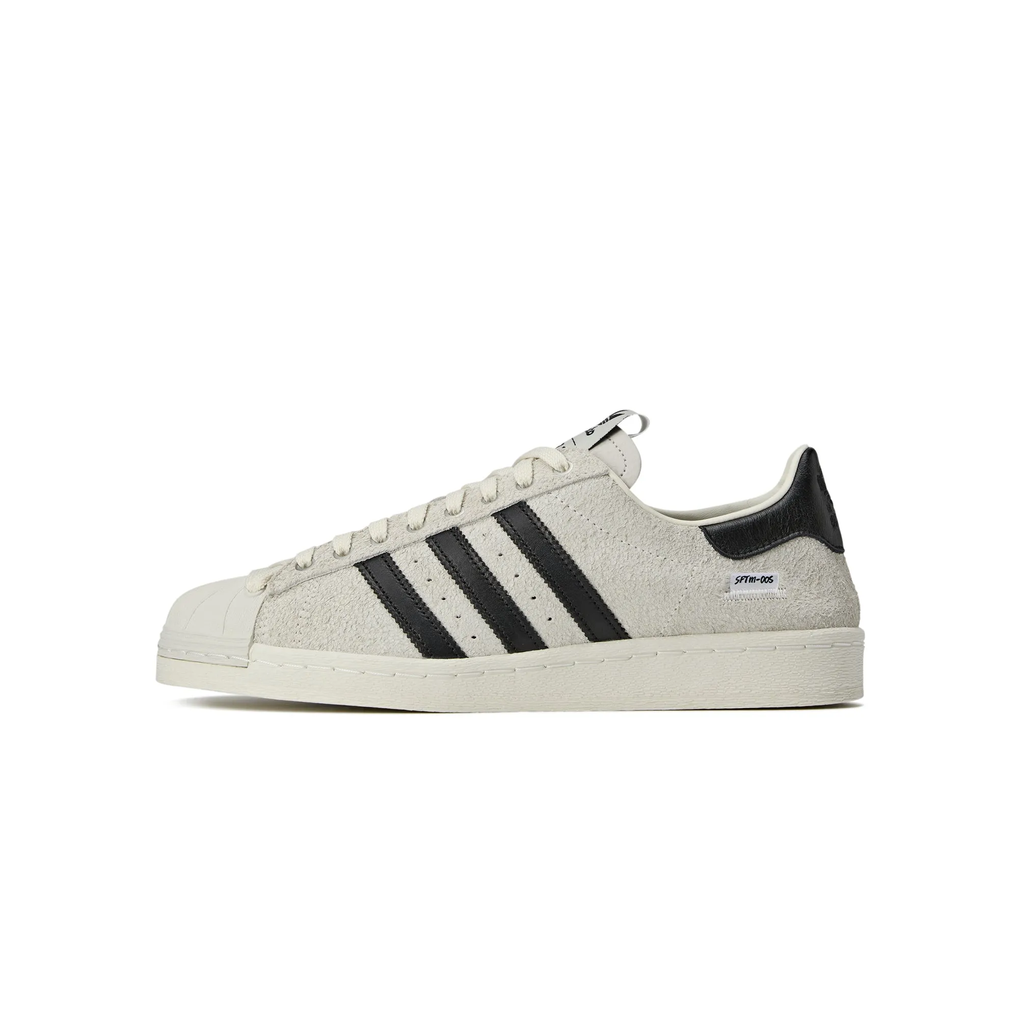 Comfort Boost Impact Absorption Technology Adidas Mens Superstar 82 SFTM Shoes