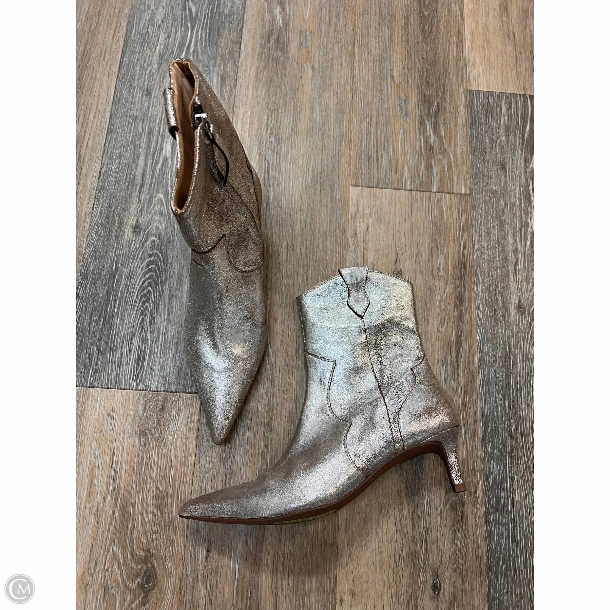 Boots Ankle Heels By Seychelles In Silver, Size: 9.5 Low Profile