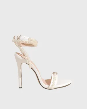 Vania Pearl Embellished Strap Sandals In White
