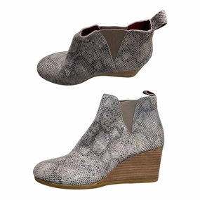 Temperature Regulating Lining Boots Ankle Heels By Toms In Snakeskin Print, Size: 10