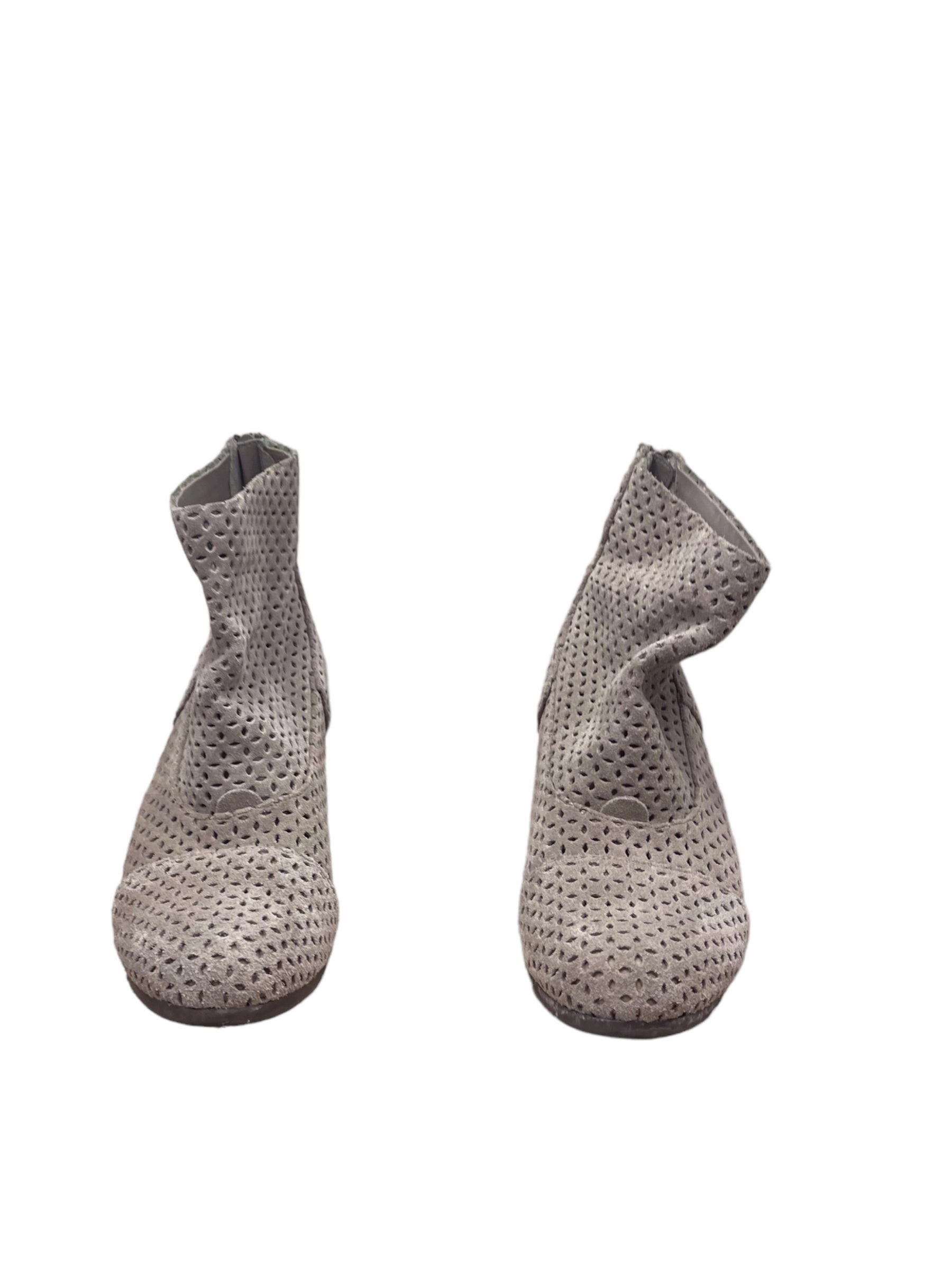 All Season Boots Ankle Heels By Aerosoles  Size: 7