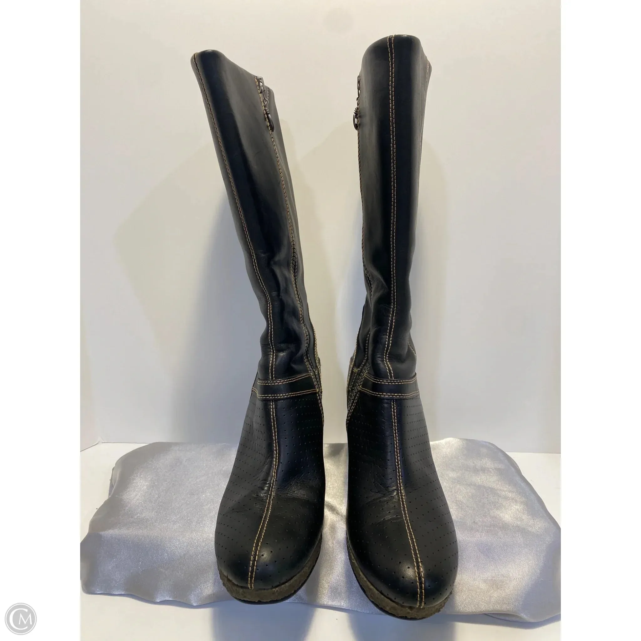 Boots Mid-calf Flats By Timberland In Black, Size: 9 Urban Street Daily Essential